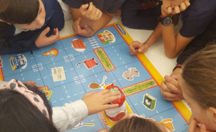 JUGANDO Y CREANDO JUNTOS FORTALECIENDO LA CONVIVENCIA EN 7 BÁSICO